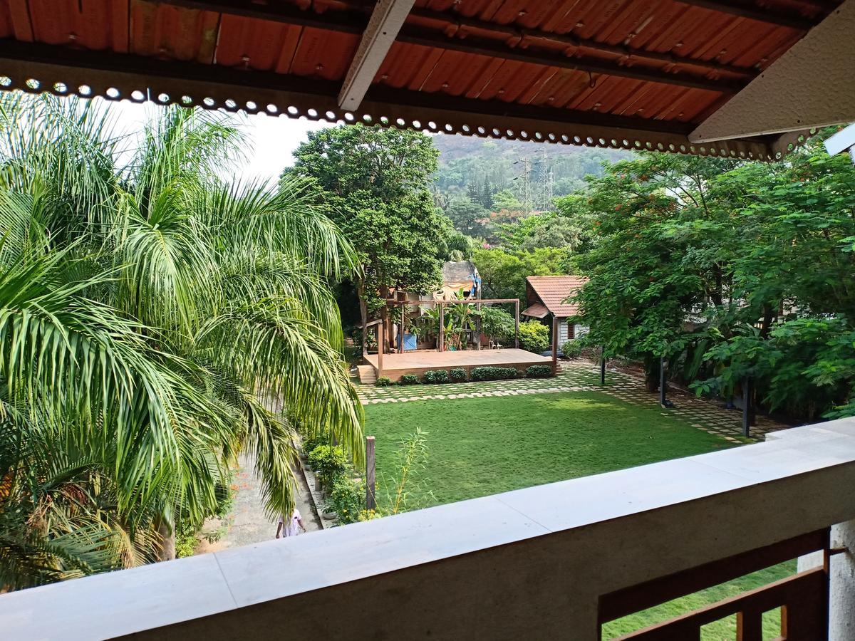 Mystica Resort Лонавала Экстерьер фото