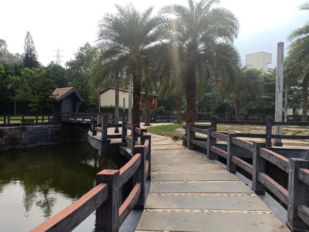 Mystica Resort Лонавала Экстерьер фото